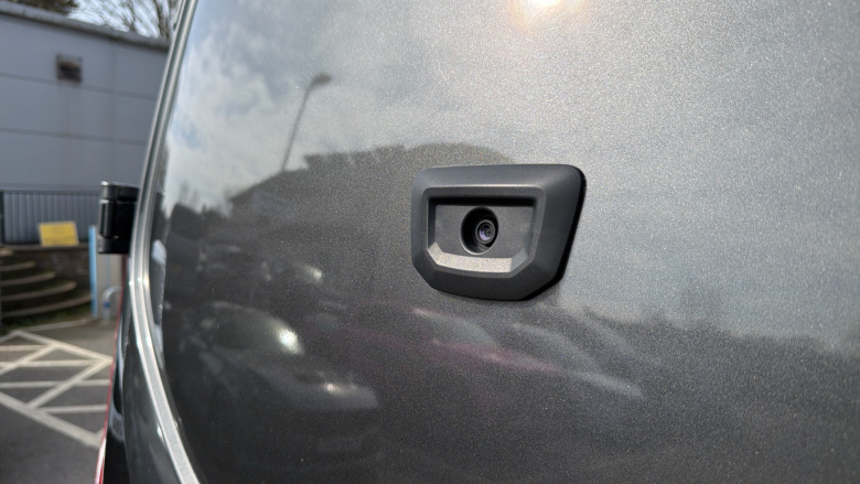 Ford Transit Custom 340 L2 Diesel Fwd 2.0 EcoBlue 170ps High Roof Limited Van Auto